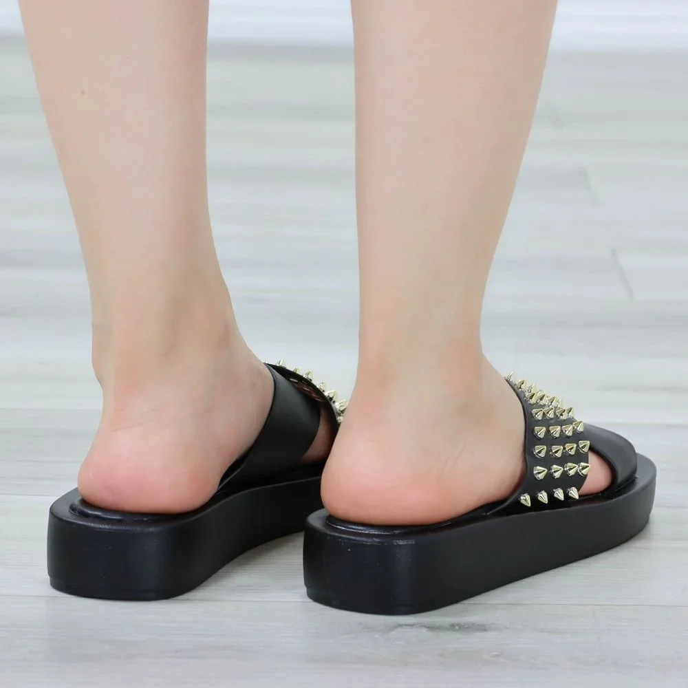 Black Sliders Slip On Sandals Faux Leather Gold Metal Stud Criss Cross - Picture 6 of 12